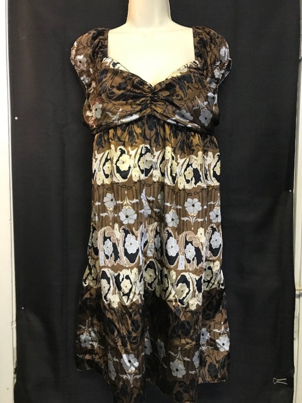 AGB Dress Sleeveless Casual Size 14 Floral Print KG
